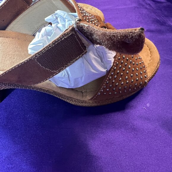 ๐easy Street Comfy 3 inch high Heels Slide Sandals with Adjustable Straps - Picture 9 of 16